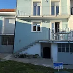 Azzurra بيت للعطل